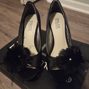 Mojo Moxy Elegant Black Feather Heels